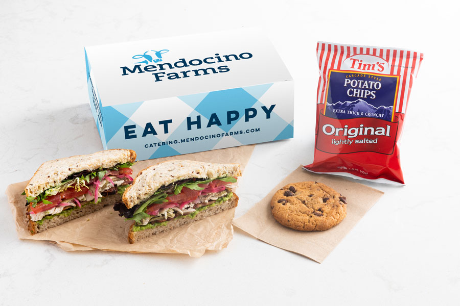 https://catering.mendocinofarms.com/usercontent/product_sub_img/Boxed-Lunch-Full-Sandwich1.jpg